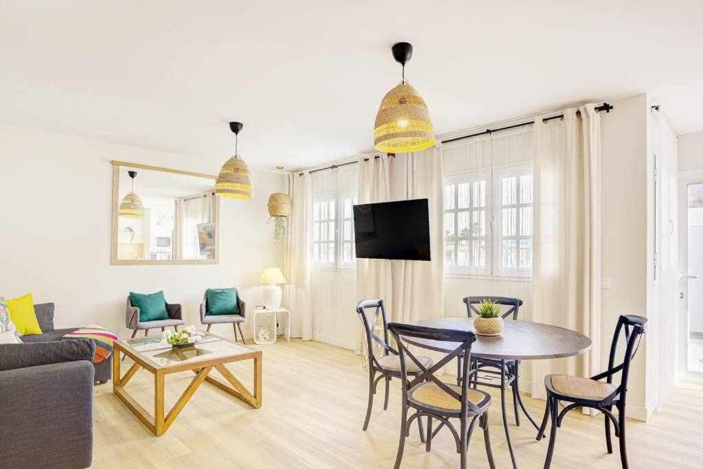 La Favorita Preciosa Villa Con Piscina Privada คอร์ราเลโฮ ภายนอก รูปภาพ